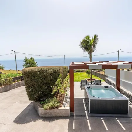 Casa Leonor By Rent2u, Lda Feriehus