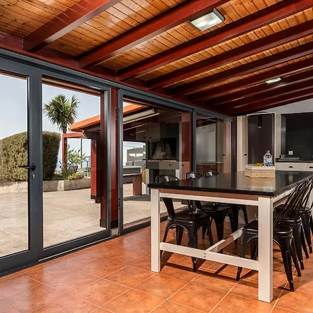 Casa Leonor By Rent2u, Lda *