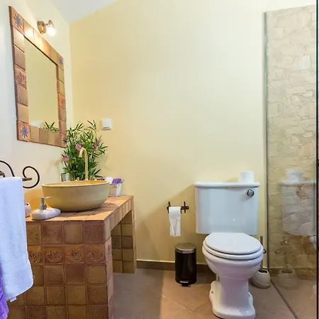 Casa Leonor By Rent2u, Lda *